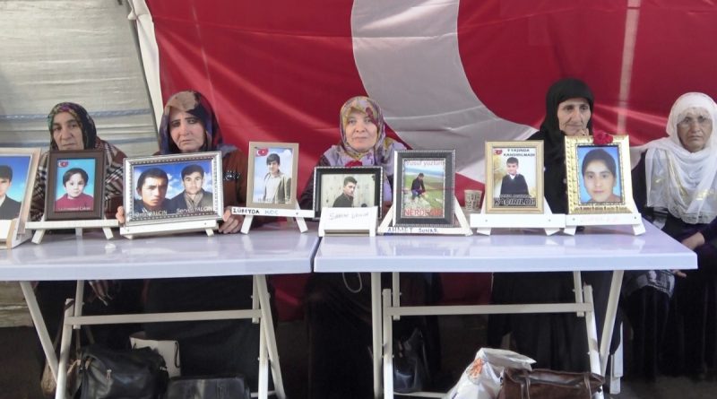 Altı bayramdır oğlundan uzak olan baba, evlat nöbetini sürdürüyor