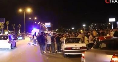 Antalya'da feci kaza: Otomobil sürücüsü 'Katil oldum' diye gözyaşı döktü, 1 ölü, 1 ağır yaralı