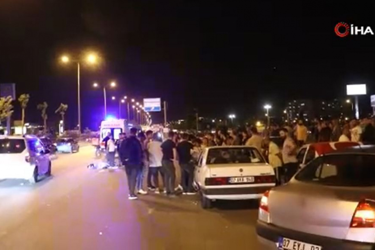 Antalya'da feci kaza: Otomobil sürücüsü 'Katil oldum' diye gözyaşı döktü, 1 ölü, 1 ağır yaralı