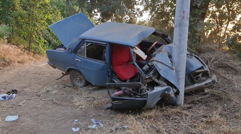 Aydın’da çaldıkları araçla İzmir’de kaza yapan 15 yaşındaki iki çocuk ağır yaralandı