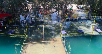 Barajın seviyesi yükseldi, kafeler sular altında kaldı