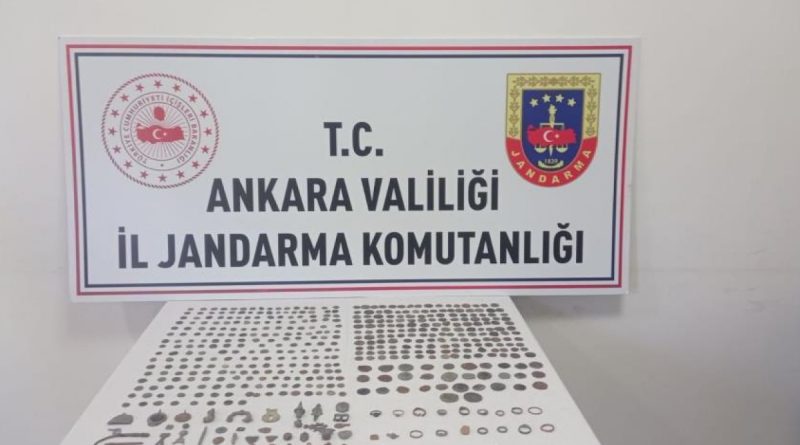 Başkent'te tarihi eser kaçakçısına operasyon; 435 adet sikke ele geçirildi