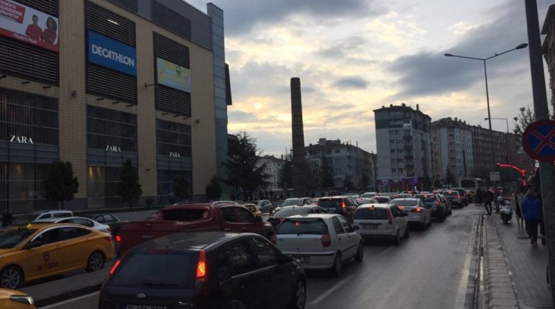 Bayram trafiği Eskişehirlilere zor anlar yaşattı