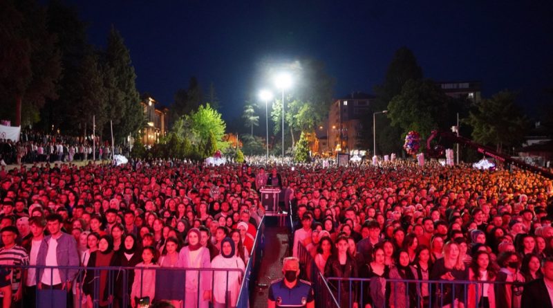 Bilecik’te binlerce kişi şehitler için 'Sessiz yürüyüş' yaptı