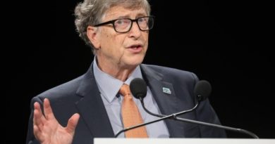 Bill Gates korona virüse yakalandı