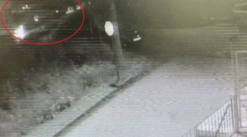 Bir kişinin öldüğü 3 kişinin yaralandığı kaza anı anbean kameraya yansıdı