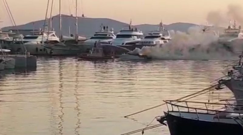 Bodrum’da tekne alev alev yandı