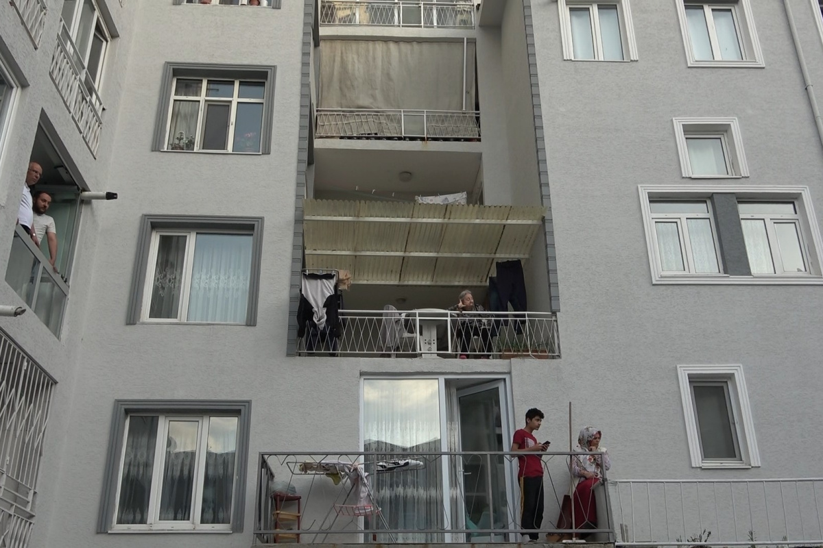 Bursa’da dehşet: Tartıştığı kadını öldürdü ardından intihar etti