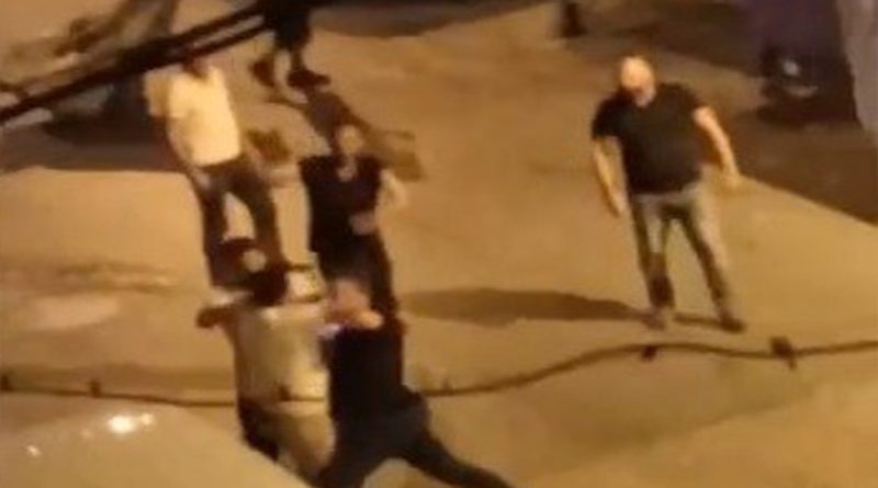 Bursa'da 'yan bakma' kavgasında ortalık meydan muharebesine döndü