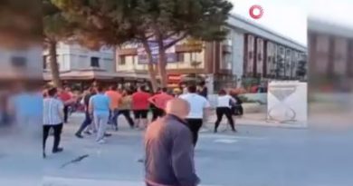 Büyükçekmece sahilinde 'tehlikeli motosiklet kullandın' kavgası