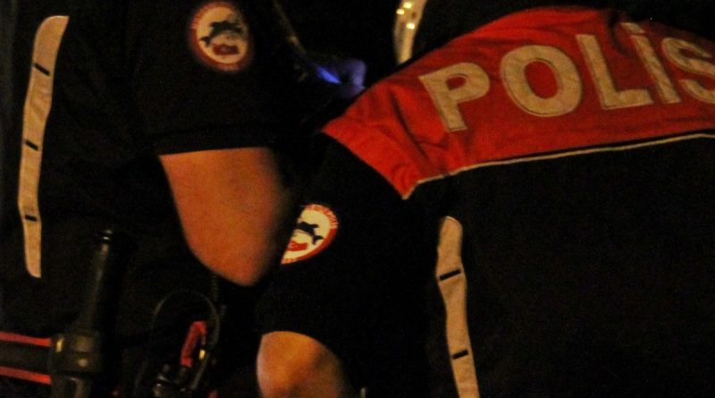 Çalınan telefon 10 dakika içerisinde kadın yunuslar tarafından bulundu