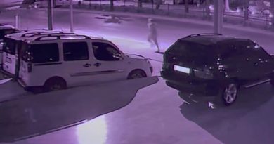 Çarptığı motosikletlinin ölümüne sebep olan sürücü aracını bırakıp böyle kaçtı