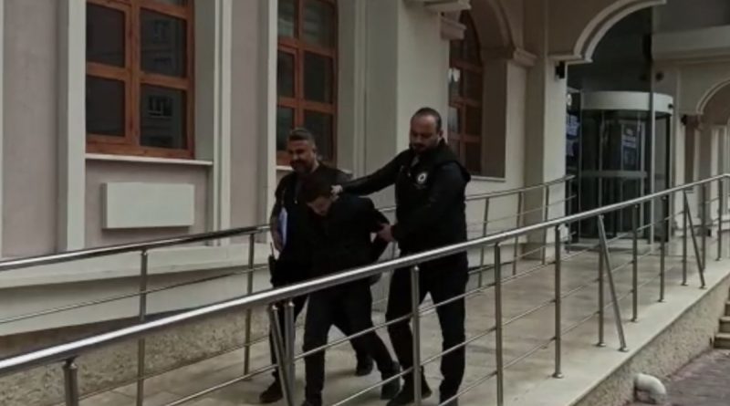 Cinayet zanlısı kuş kümesinde yakalandı