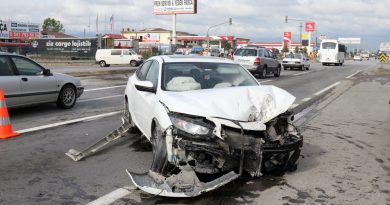 D-100’de korkutan kaza!