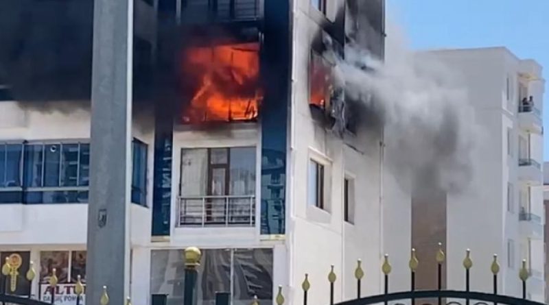 Diyarbakır’da bir ev alevlere teslim oldu