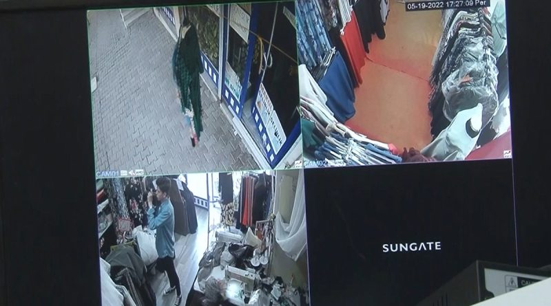 Dükkanına hırsız dadanan kadın terzi isyan etti: Hırsızlık anı kamerada