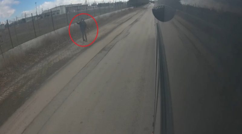 'Duraktan almama’ tartışması, otobüs şoförlerinin linç girişimiyle sonuçlandı