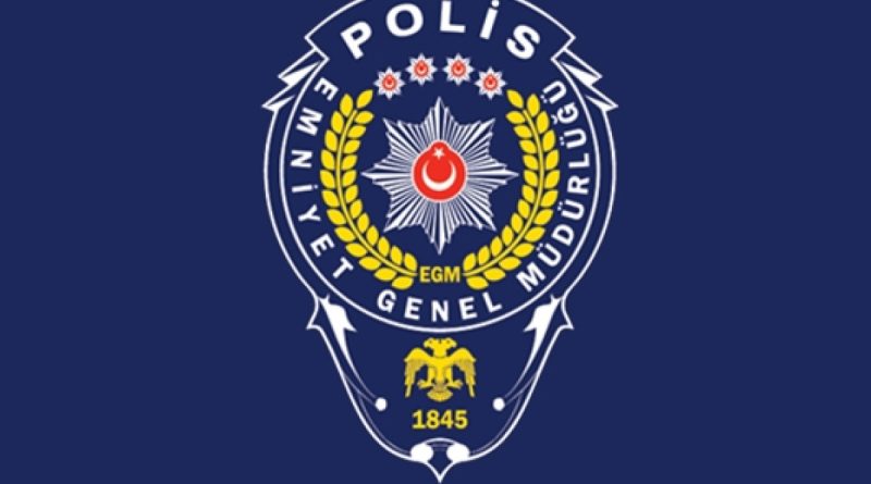 EGM: 'e-devlet sistemi üzerinden ünlü gazetecileri dolandırmaya çalışan şahıs yakalandı'