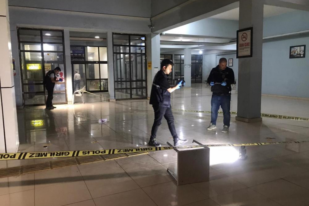 Elazığ otogarı içerisinde silahlı kavga: 2 yaralı