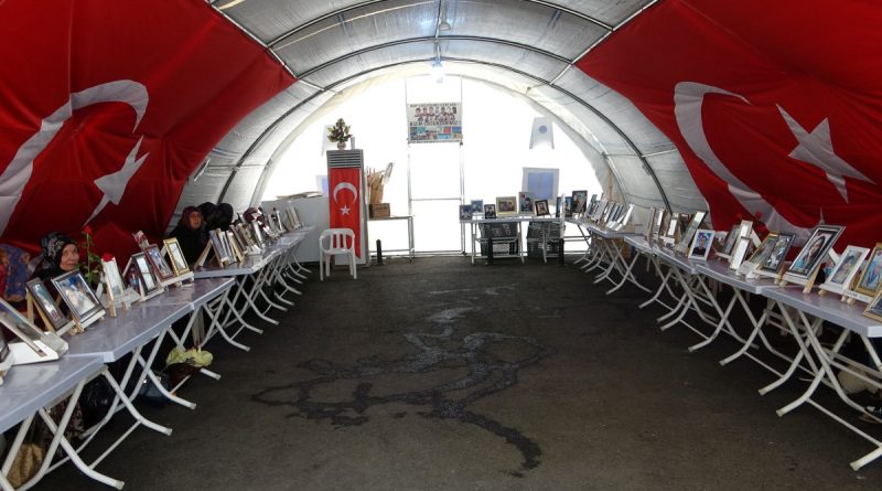 Evlat nöbeti 980’ıncı gününde