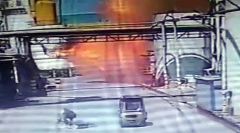 Fabrikadaki buhar kazanı işte böyle patlamış