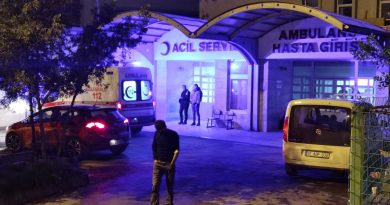 Gazinoda bıçaklı kavga: 1 yaralı