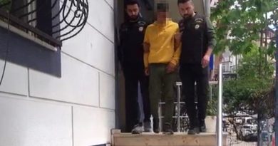 Gaziosmanpaşa’da 17 suç kaydı bulunan 17 yaşındaki şüpheli yakalandı