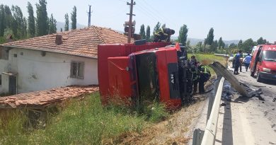 Gediz’de trafik kazasında faciadan dönüldü
