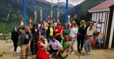 Gürcü turistlerden Uzungöl’e yoğun ilgi
