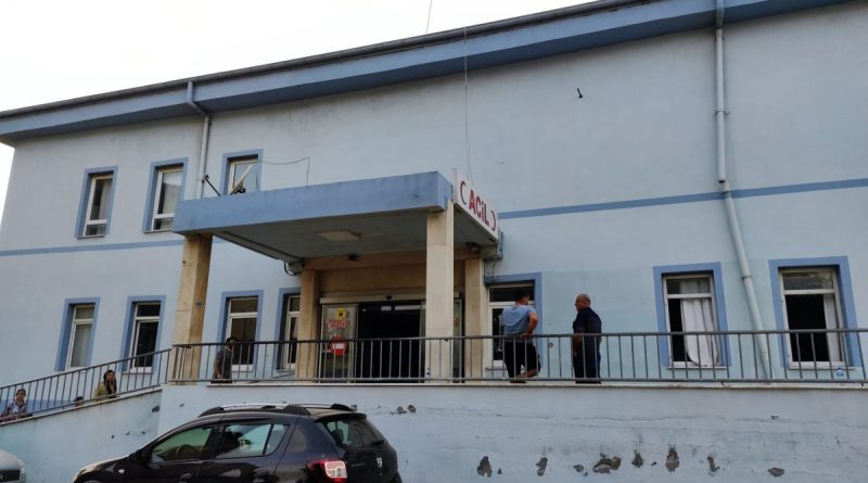 Hatay'da çok sayıda kişi zehirlenme şüphesiyle hastaneye kaldırıldı