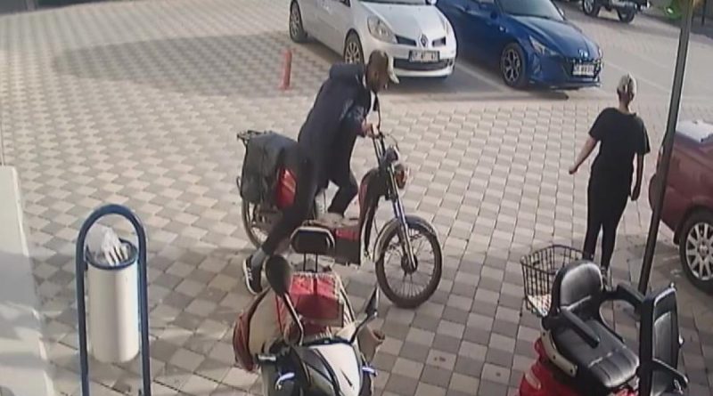 Hırsız sevgililer motosikletleri böyle çaldı