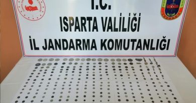 Isparta’da 3 farklı döneme ait 323 adet tarihi eser ele geçirildi