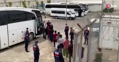 İstanbul’da 449 göçmen daha yakalandı