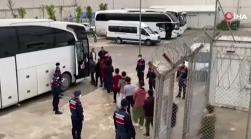 İstanbul’da 449 göçmen daha yakalandı