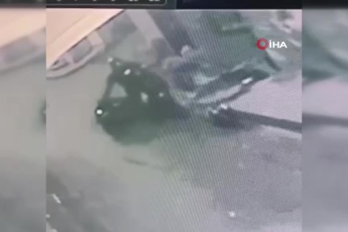 İstanbul’da motosiklet hırsızlığı kamerada