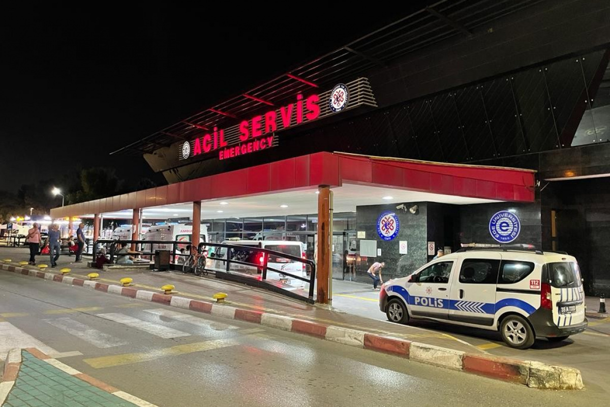 İzmir’de bıçaklı kavga: 1 ölü