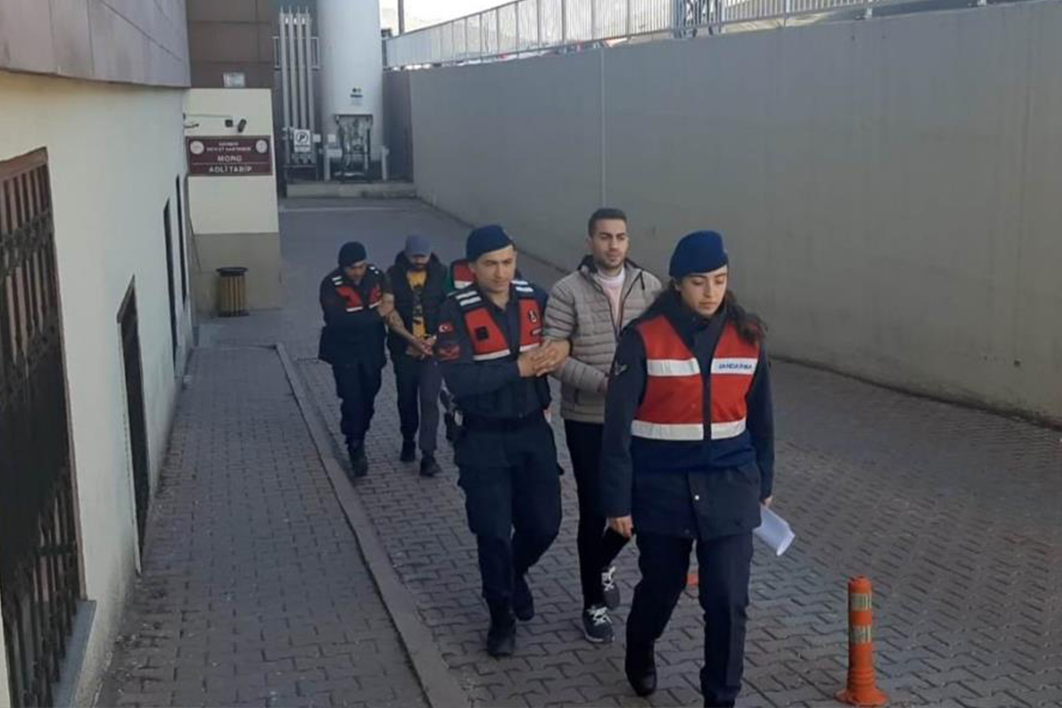 Jandarmadan DEAŞ operasyonu: 2 gözaltı