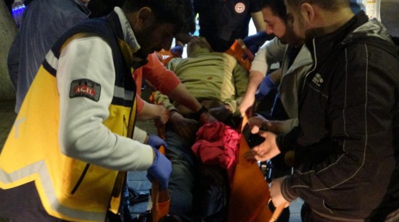 Kafeyi basıp işletme sahibine, karısı ve kızının gözü önünde dehşeti yaşattılar