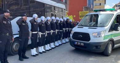 Kalp krizi geçiren polis memuru son yolculuğuna uğurlandı