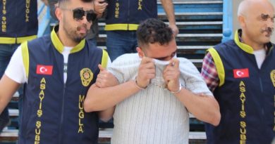 Kaparo yöntemiyle 40 kişiden 2 milyon TL dolandıran 3 şüpheli yakalandı