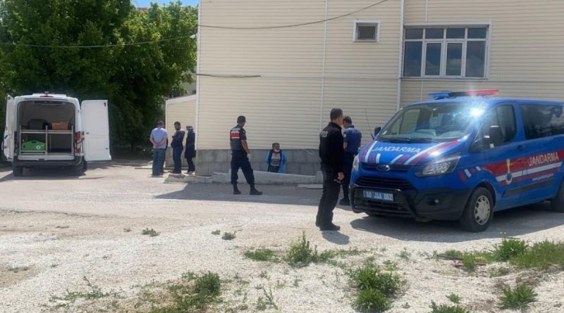 Kayıp olarak aranan gencin gömülü cesedi bulundu