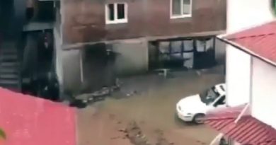 Kayseri'de aşırı yağış sel ve heyelana neden oldu