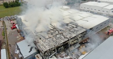 Kayseri’deki fabrika yangını 62 personelle söndürüldü