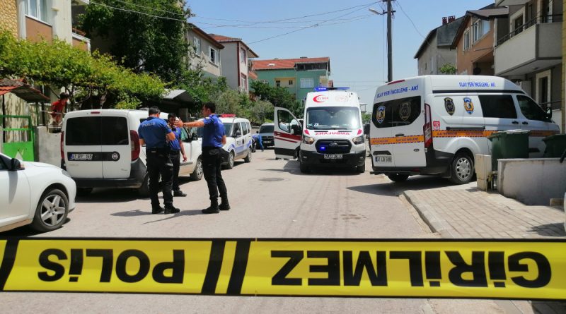 Kocaeli'de aile faciası: 2 ölü