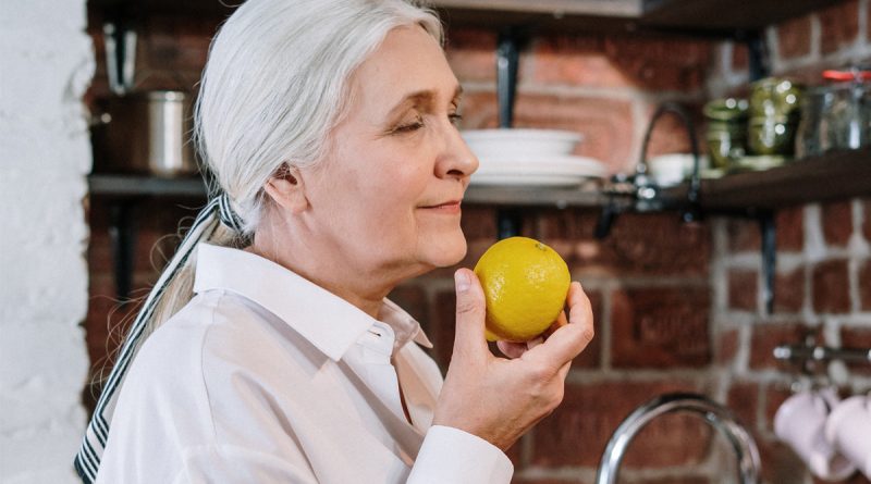 'Koku kaybı, parkinson hastalığının ilk klinik belirtilerinden olabilir'