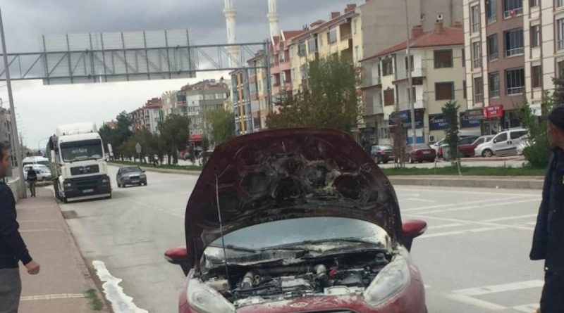 Konya'da otomobilde yangın paniği