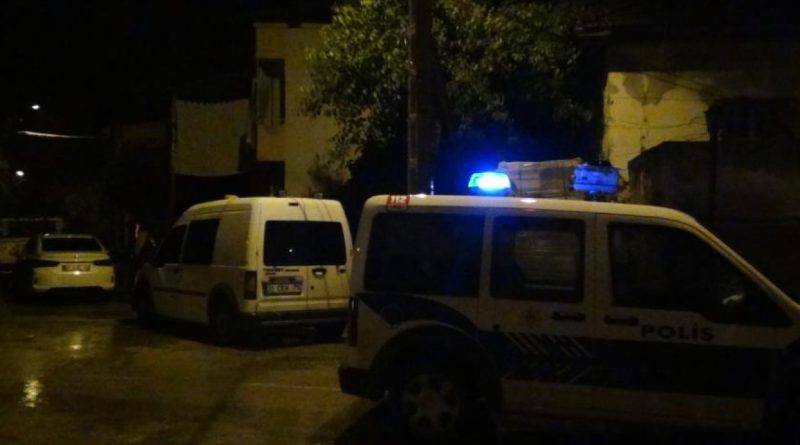 Kozan'da evinin önünde silahlı saldırıya uğrayan kişi öldü