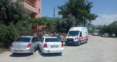 Kozan’da trafik kazası: 2’si çocuk 3 yaralı