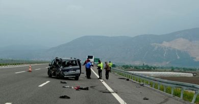 Manisa'da yolcu otobüs ile ticari araç çarpıştı: 5 yaralı