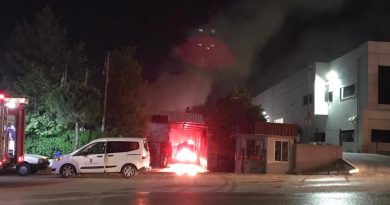 Manisa Organize Sanayi Bölgesinde fabrika yangını